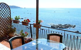 Teocle Beach Rooms